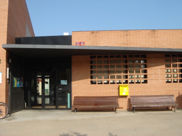 Exterior de l'edifici del CAP Celrà
