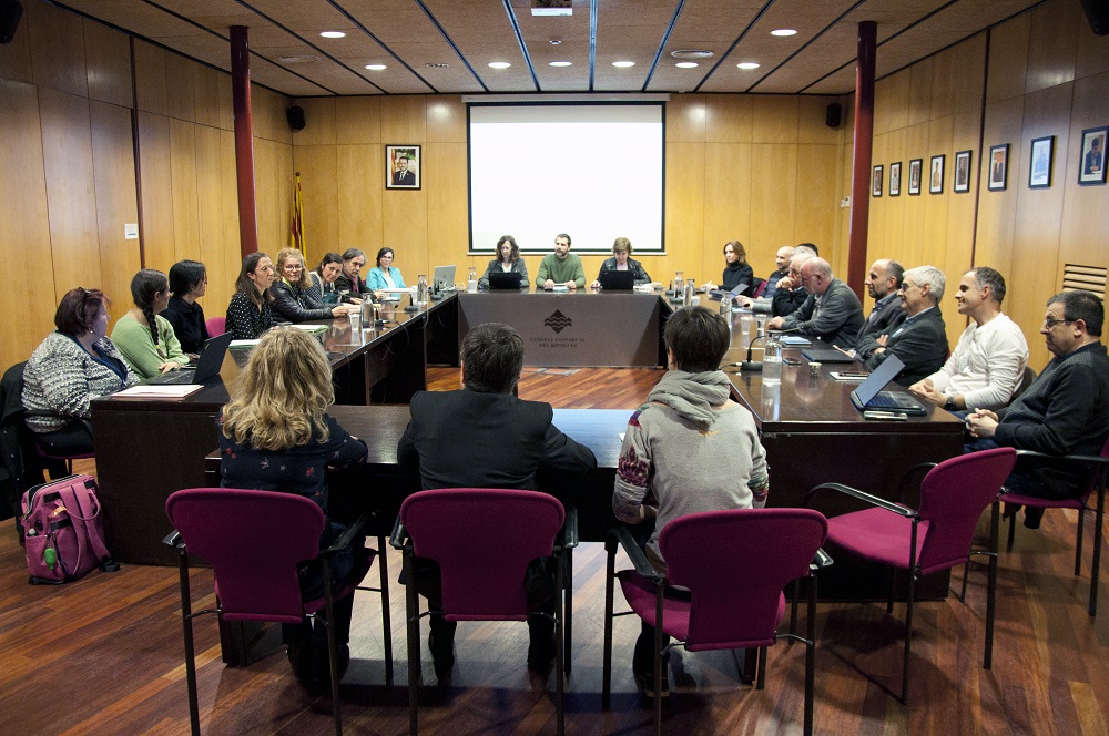 Un moment de la reunió a Ripoll.