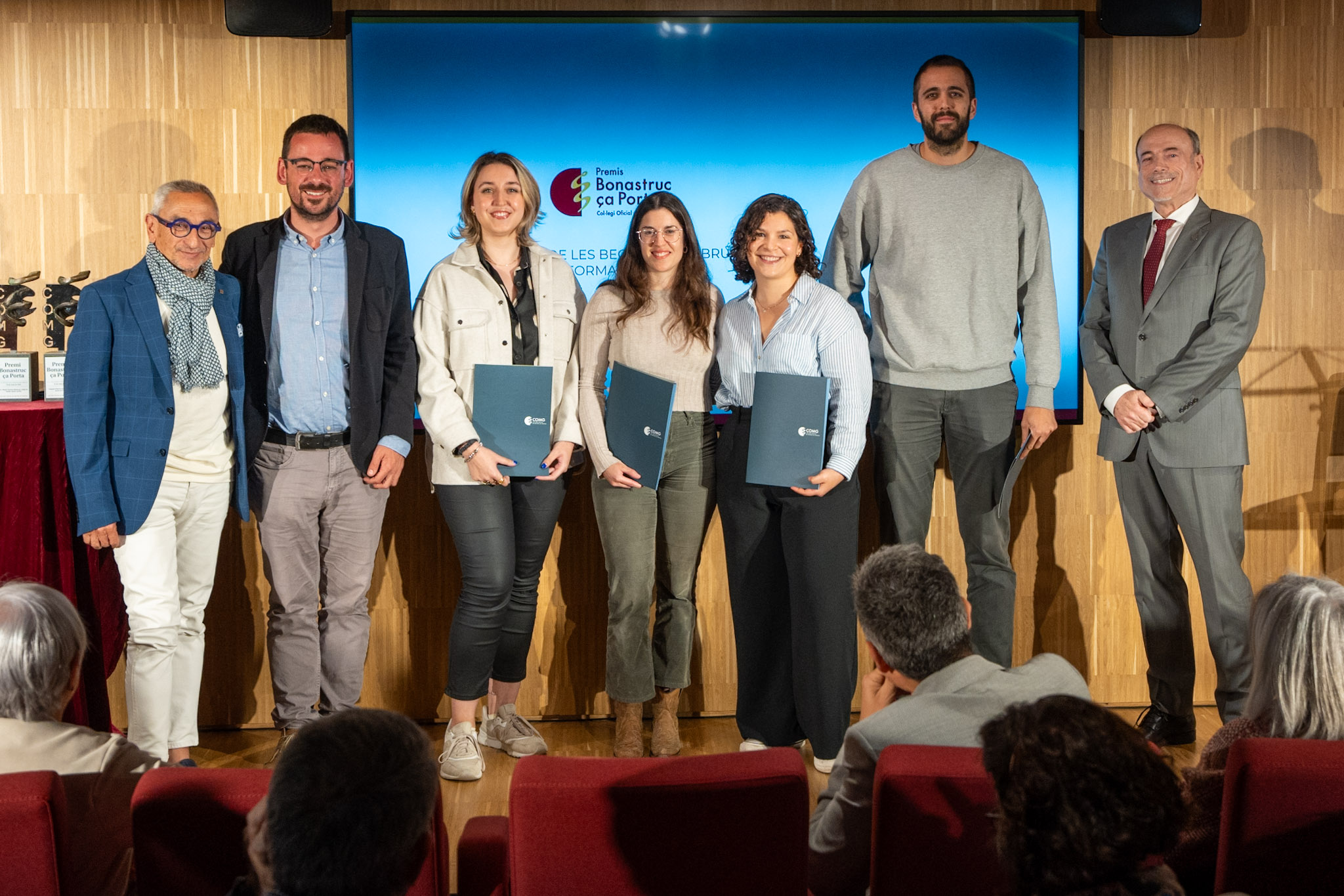 Els guardonats amb les beques Joan Bruguera del COMG.