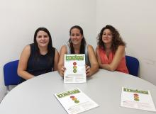 D'esquerra a dreta, Mertixell Fajula, Imma García i Teresa Muns, infermeres encarregades de desenvolupar l'estudi amb el suport de la doctora Anna Ponjoan, de la Unitat de Suport Recerca Clínica d’Atenció Primària.